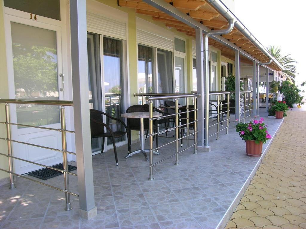 Vournelis Hotel Limenas  Esterno foto