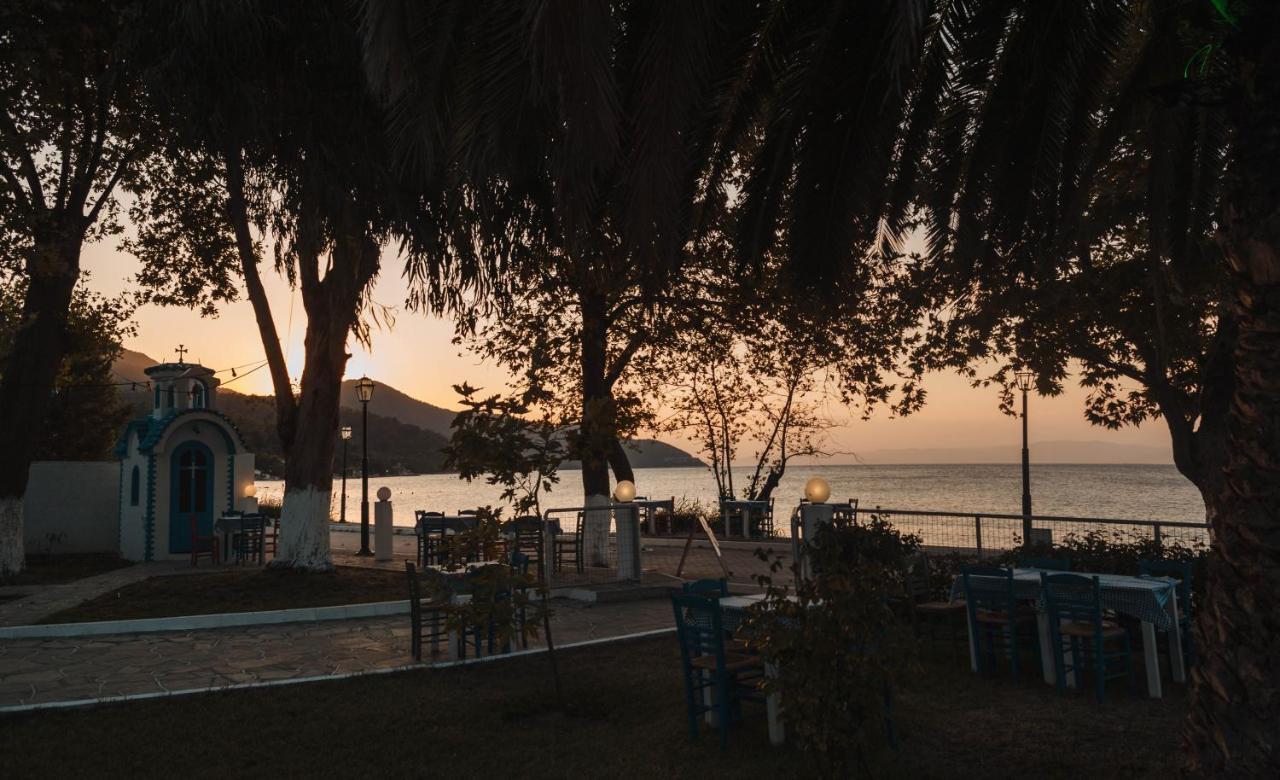 Vournelis Hotel Limenas  Esterno foto